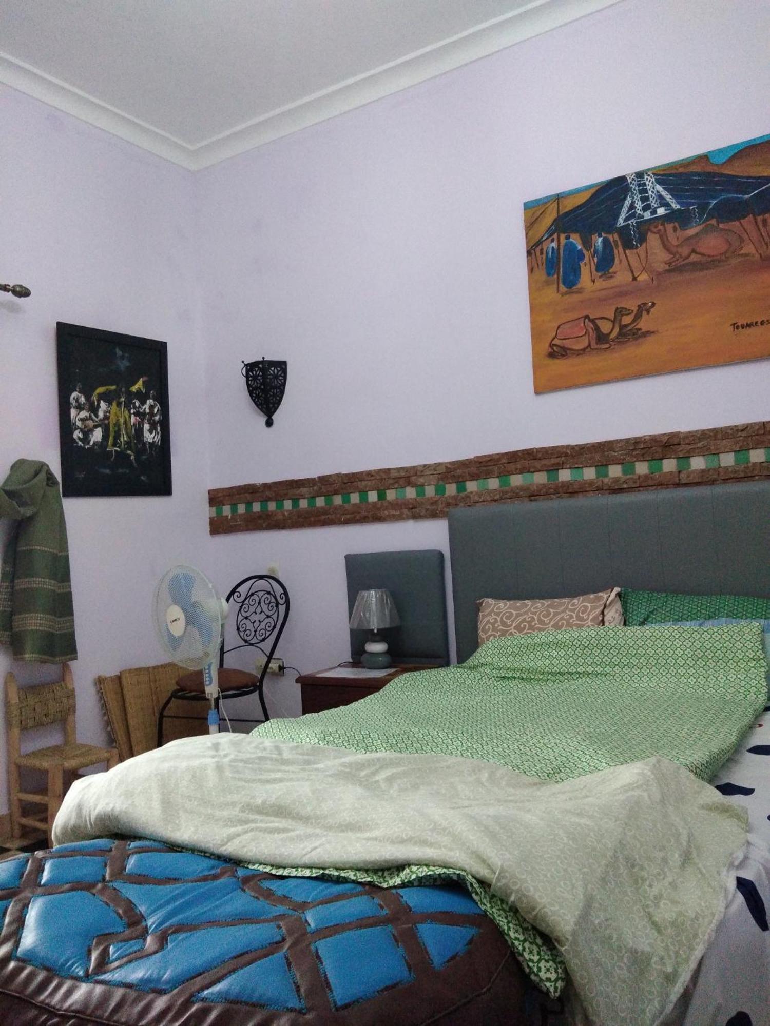 Dar Sam - Purple Room Rabat Bilik gambar